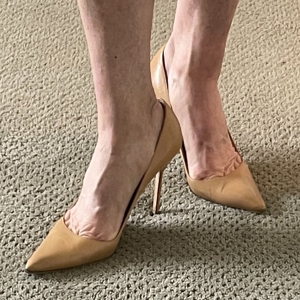 Women's Tan Pointed-Toe Stiletto Pumps